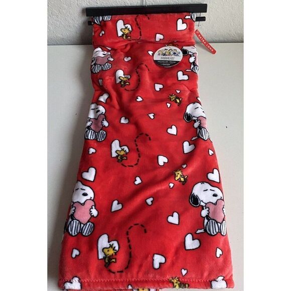 Peanuts Snoopy Heart Valentine's Day Throw Red Super Soft 60 X 70” Woodstock NEW - Picture 2 of 13